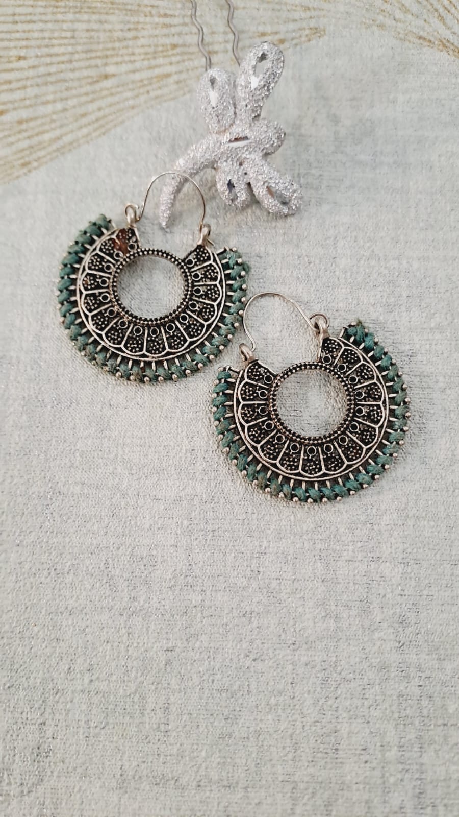 Orecchino Mezzaluna & Tessuto