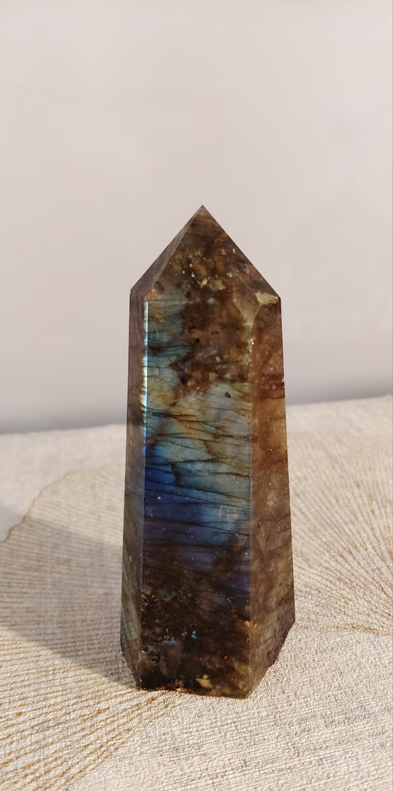 Punta di Labradorite Verde