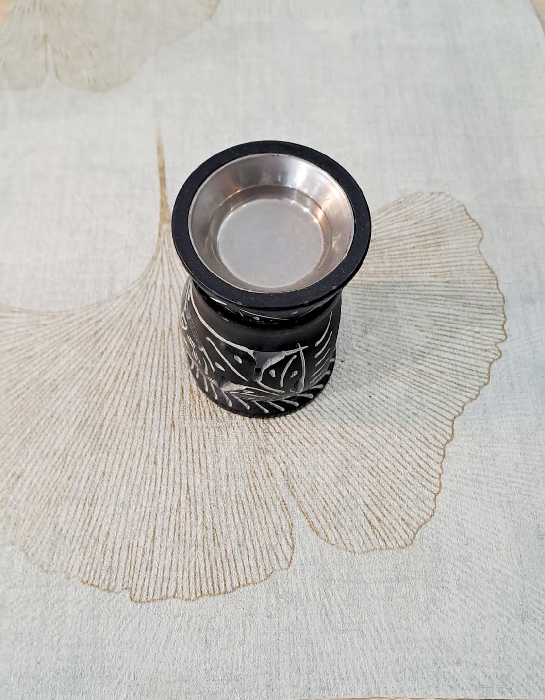 Brucia Essenza Pietra